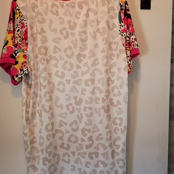 Sun Shine & Rodeos Leopard Print Short Sleeve Women's Tee - Picture 8 of 8